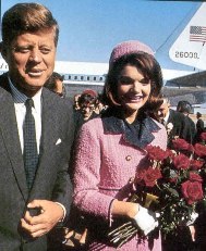 Джеки Кеннеди(Jackie Kennedy) и Джон Кеннеди(John Kennedy)